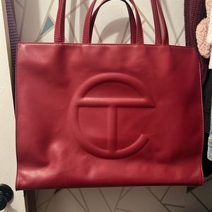 TELFAR OXBLOOD LARGE